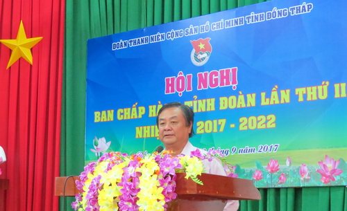 Bí thư Tỉnh ủy Đồng Tháp Lê Minh Hoan phát biểu tại hội nghị 